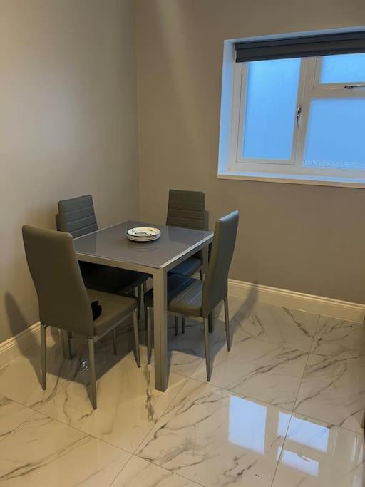 Potters Hideout- 2 Bedroom 2 Bathroom Apartment Watford (Hertfordshire) Exterior foto